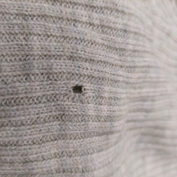 Vintage 1940s-1950s Olive/Pea Green Ribbed Long Sleeve Turtleneck Sweater - Picture 8 of 8